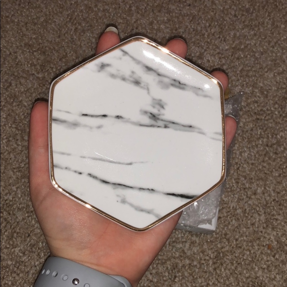 Ceramic Marble Ring Dish - Picture 4 of 5